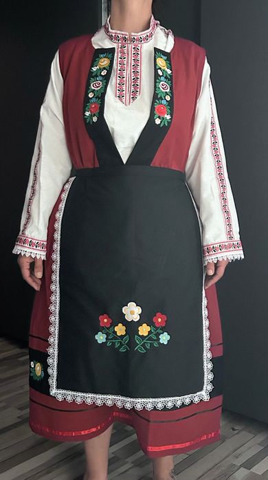 Народна носия Тракийска