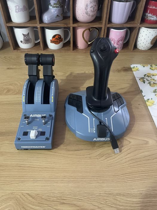 Joystick Thrustmaster TCA Officer Pack Airbus Edition