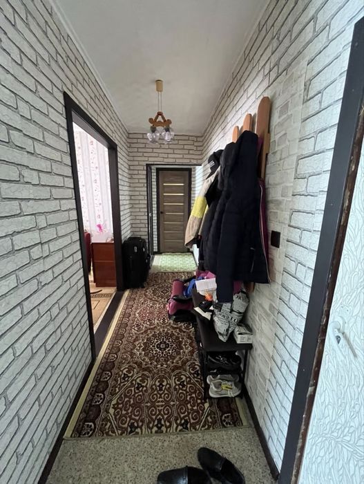 Продам 2 комн квартиру