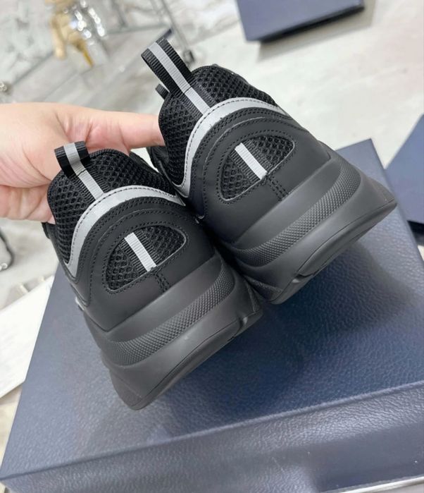 Dior b22 negri noi
