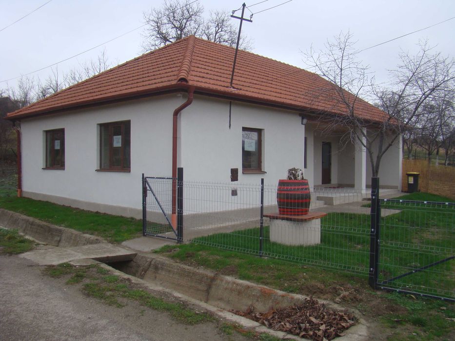 Casa la CARASTELEC Renovat total