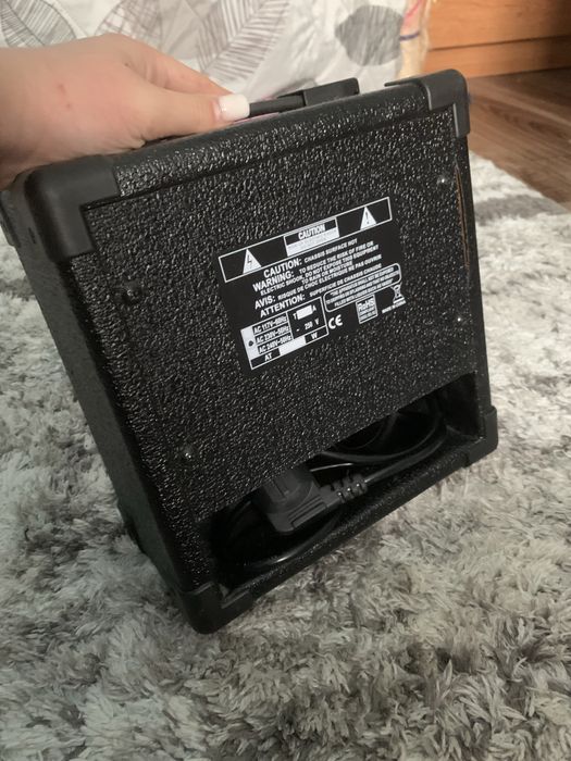 Китара Storm+усилвател Storm