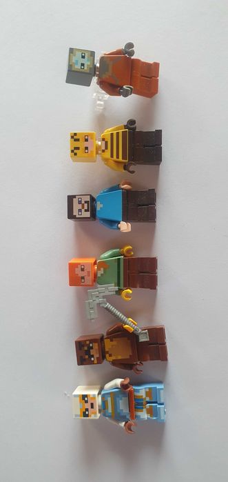 Figurine Lego Nexo Knights si Night Lord Castle