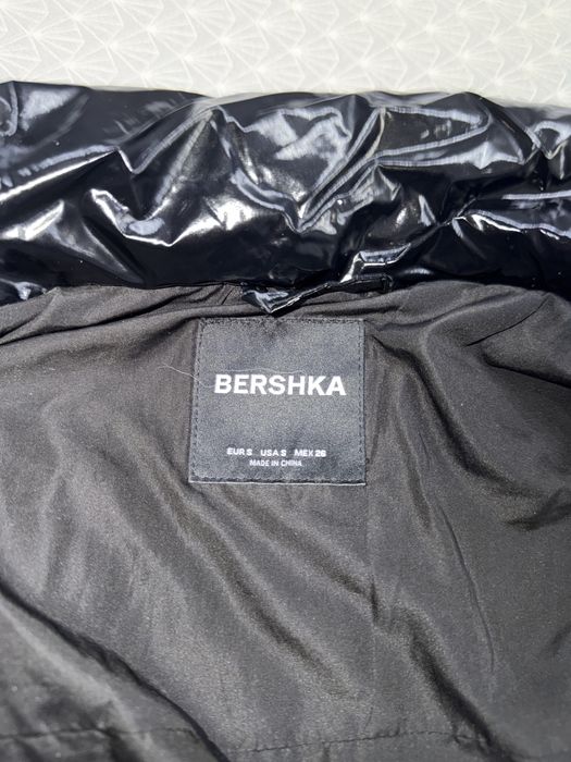 Зимно яке Bershka лъскаво