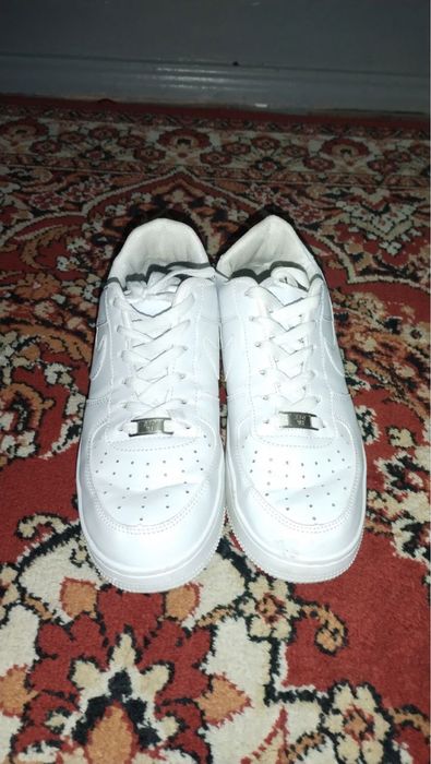 Белые Nike Air Force 1