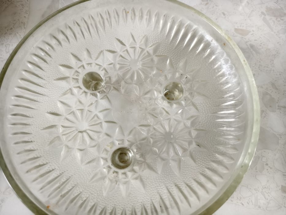 Банки стеклянные  и посуды