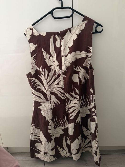 H&M Къса рокля по тялото