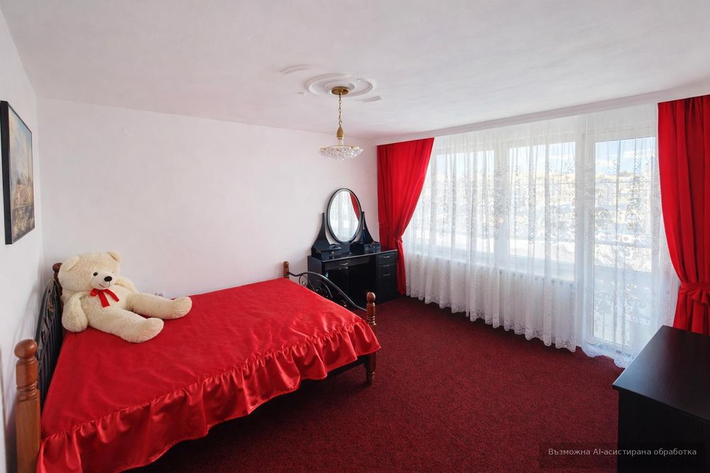 Двустаен апартамент под наем в Център