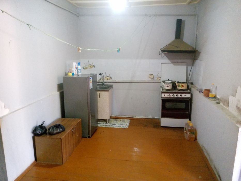 Ҳовли, участок 5 хона. Сотилади.