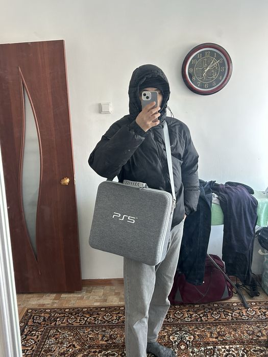 PlayStation 5 1TB + 4 геймпада + 4 игры + сумка