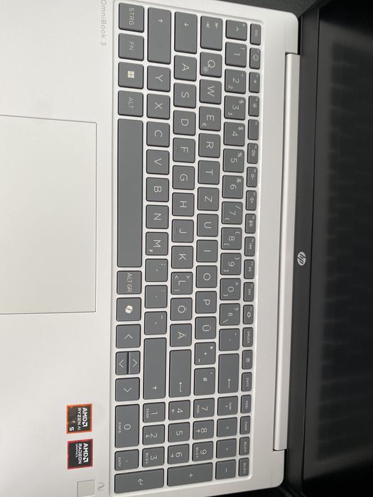 HP OmniBook 3 / 512 Gb / Silver