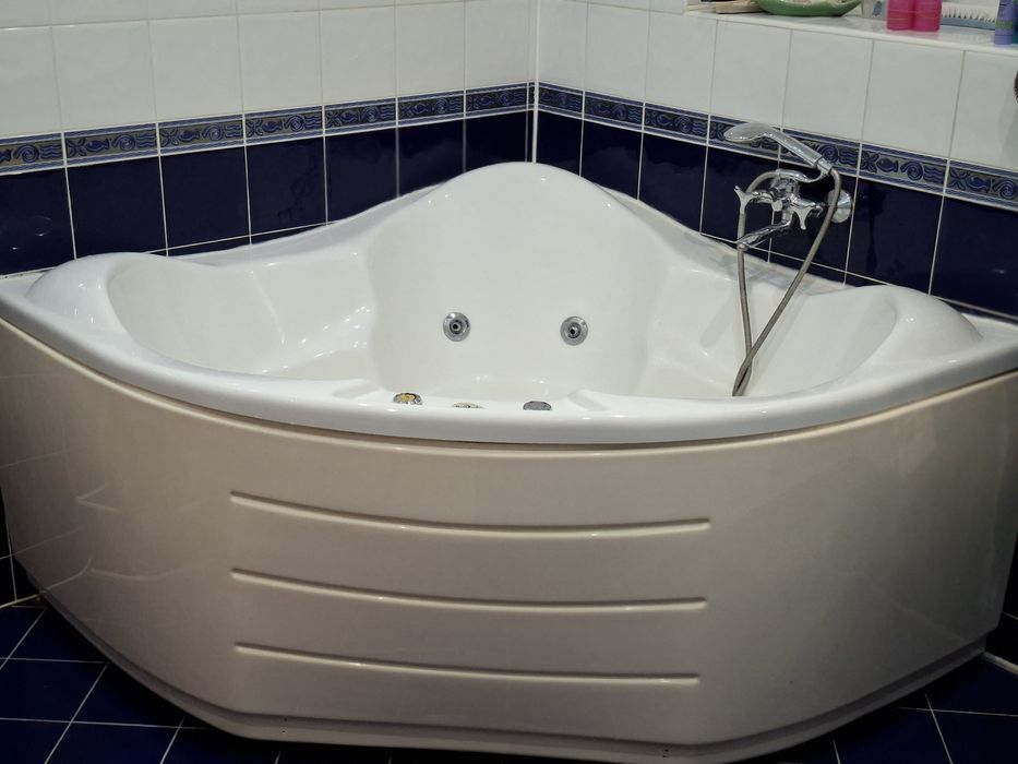 Продается  Джакузи