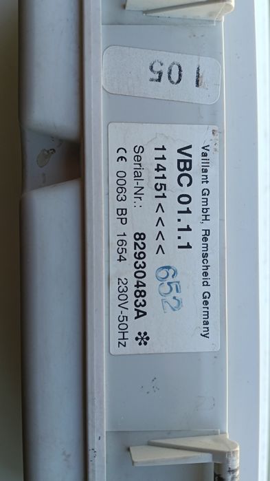 Panou comandă și control Vaillant Calormatic EcoTec 28 - 32 kw  în stare perfecta de funcționare. Aparține centralei termice vechi pe am inlocuit-o .