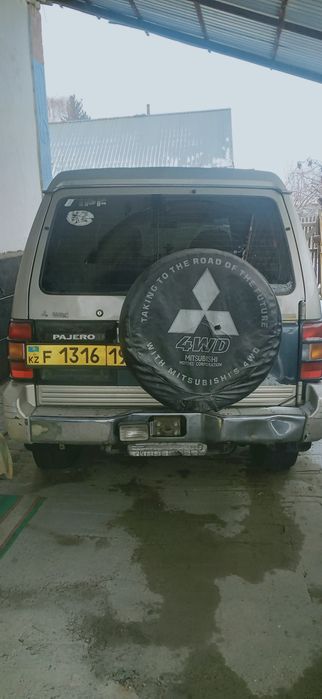 Продам Митсубиси Педжеро 2