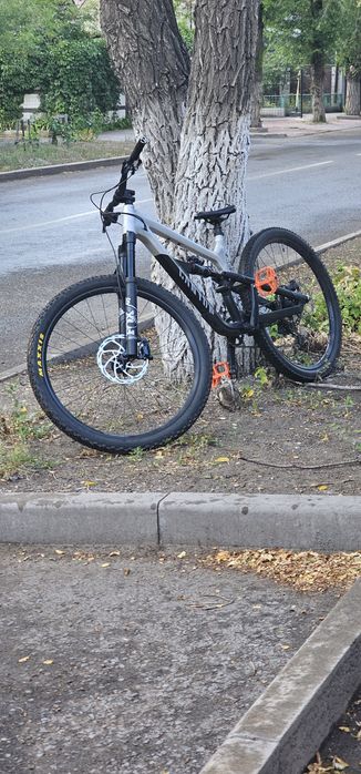 Продам велосипед canyon spectral 29