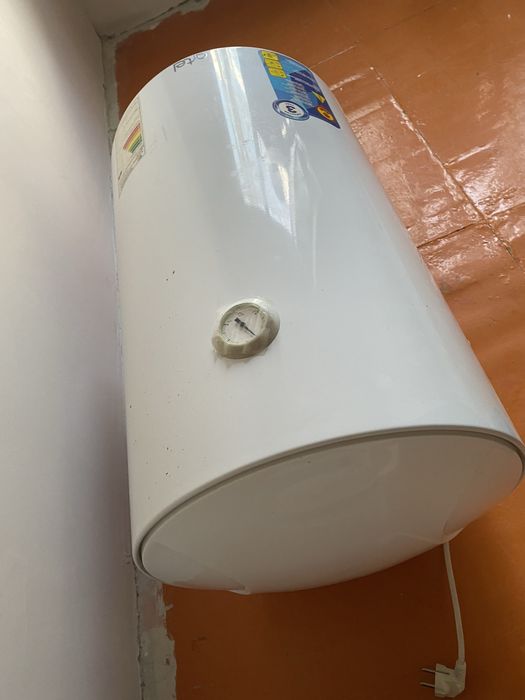 Аристон artel Обьем 100л