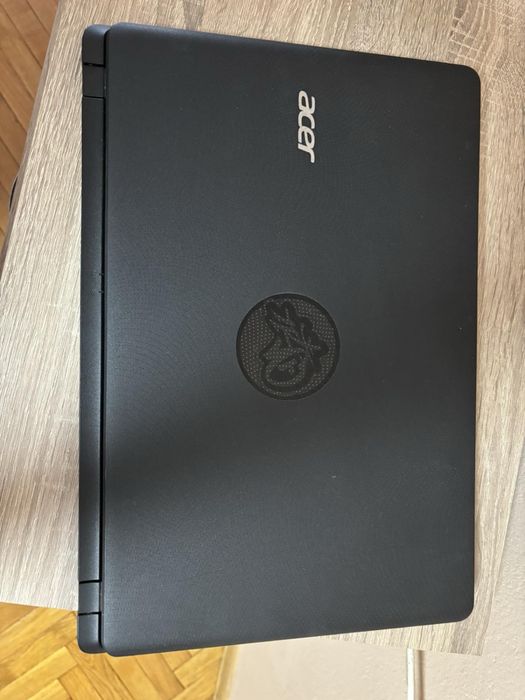 Продавам лаптоп Acer