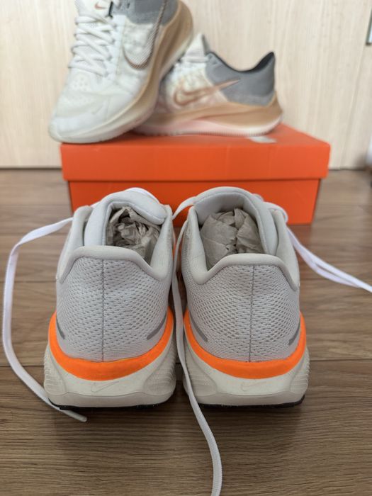 ДАМСКИ маратонии NIKE 39 размер