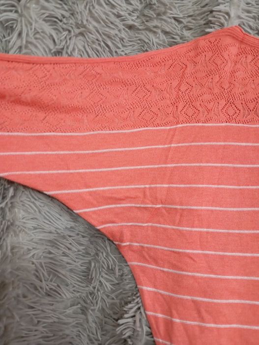 Женская кофточка