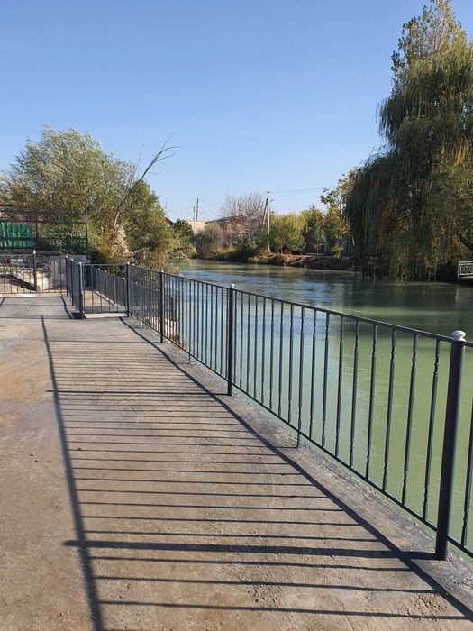 Свой Евродом на берегу реки в элитной махалле 14 соток