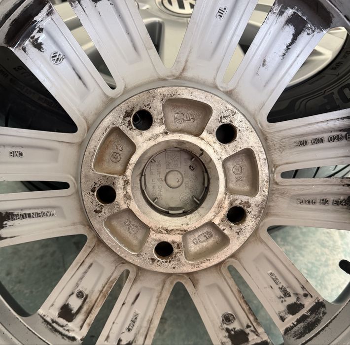 Roti/ jante aliaj R16 originale VW Passat B6 205/55/16 vara