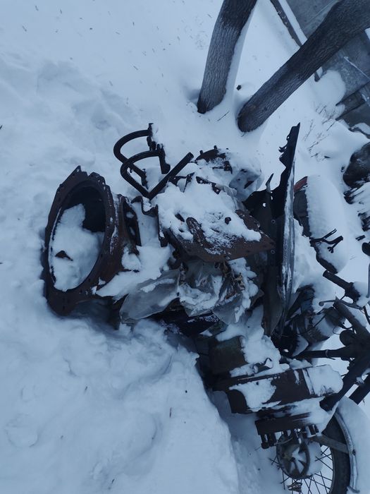 Продам задний мост + коробка передач Т-40