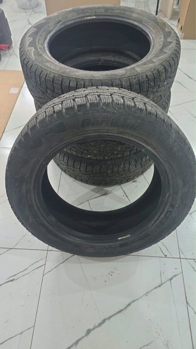 Продам шины в 215/60R17