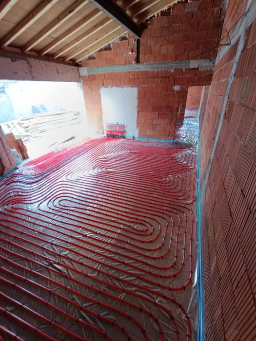 Водно подово отопление