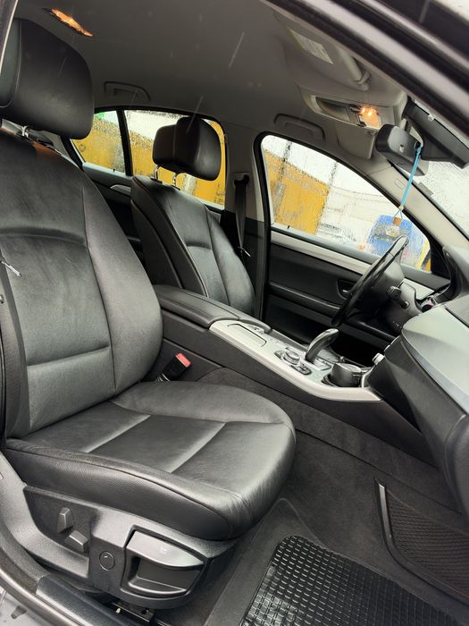 BMW 5 Series 2012 — imagine 4