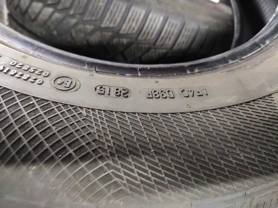 4бр Зимни гуми 235 60 16 - Continental