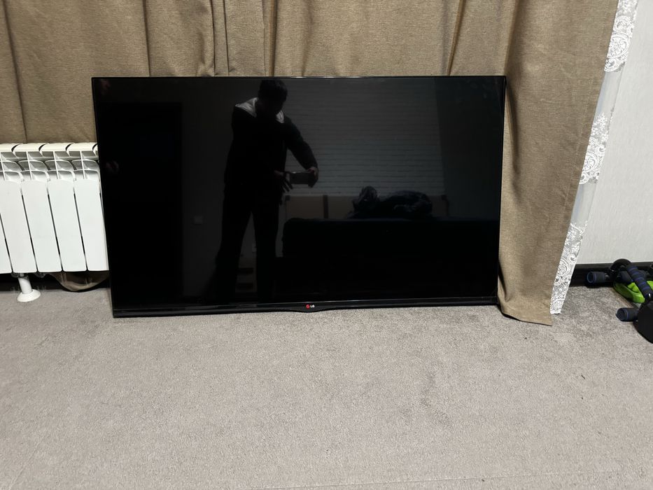 Продаю телевизор LG