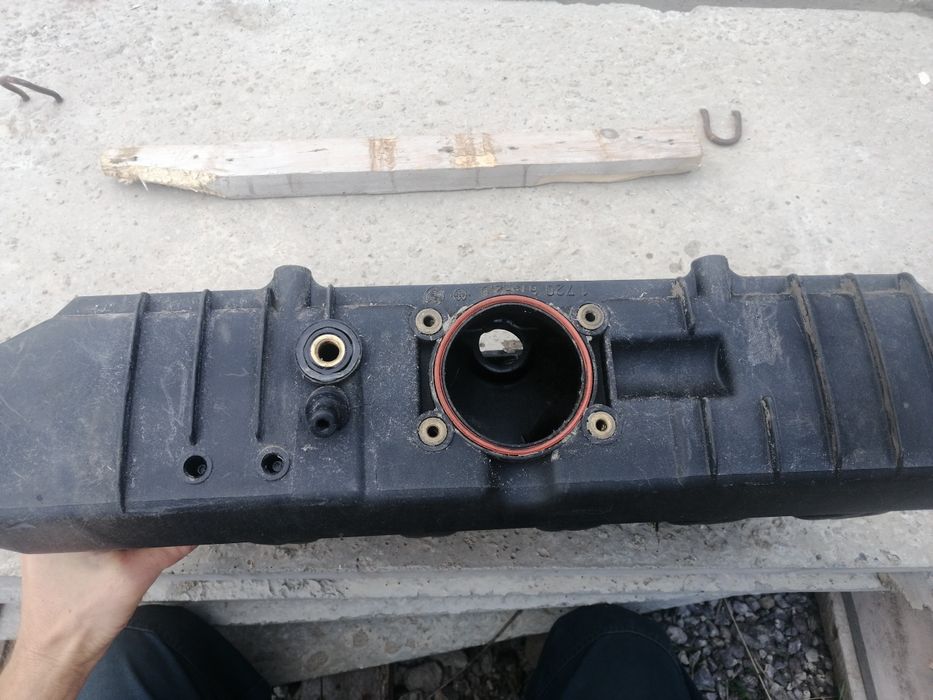 Продается впускной коллектор bmw е36, е34 м50b20