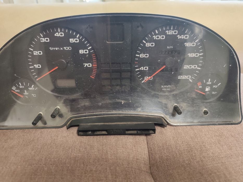 Табло за audi 80 b3