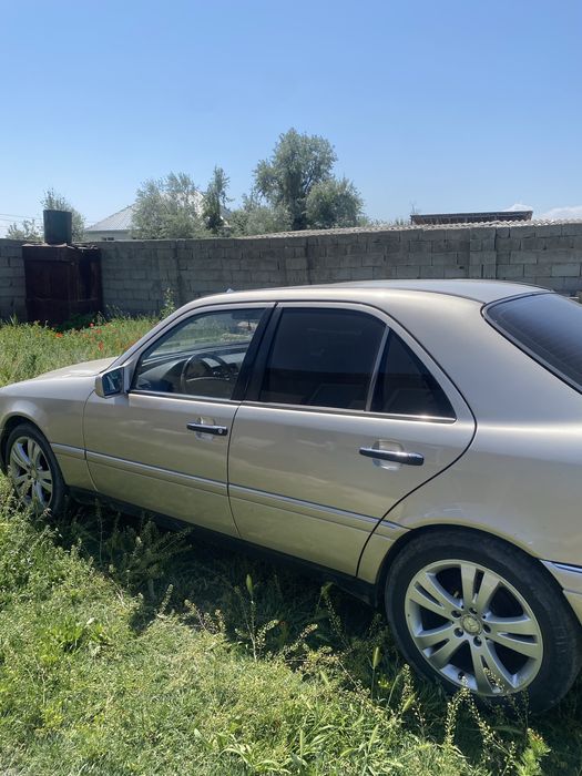 Диски комплект мерседес авангард оригинал R17
