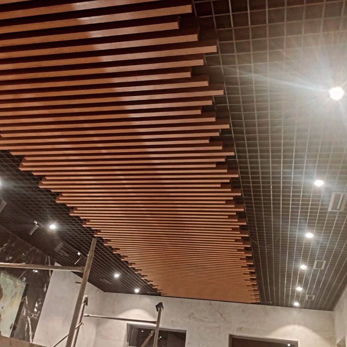 Grilato va Armstrong  Reychni patalog