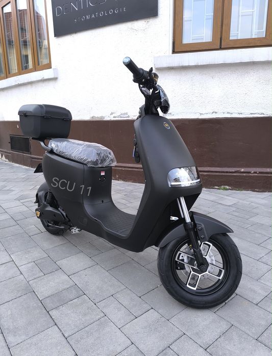 Scuter Electric LX900 Baterie 30Ah Litiu  Autonomie mare 70- 80km