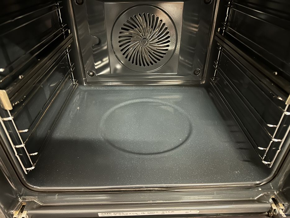 Фурна за вграждане Аег/Aeg