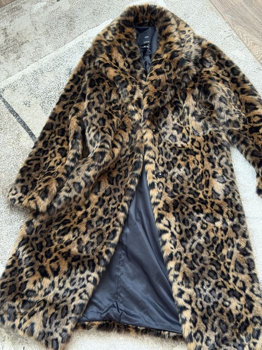 Шуба из эко меха. Mango