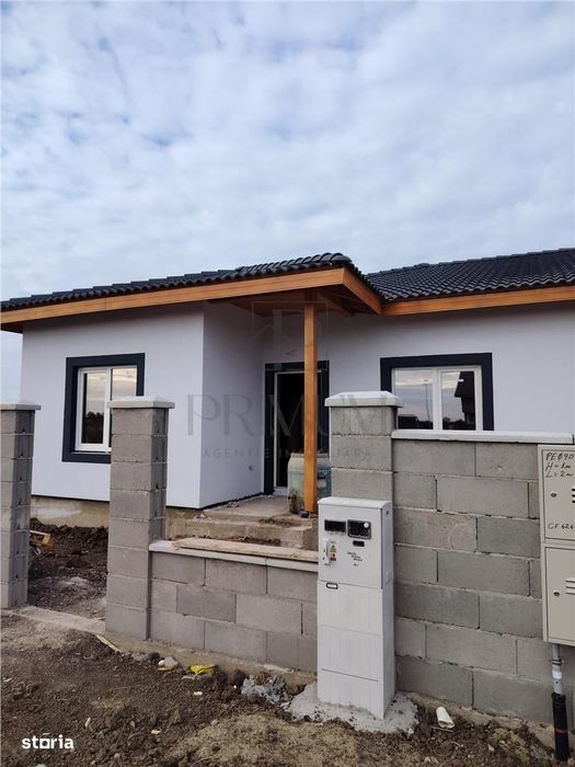 Duplex personalizare interioara - zona linistita - iuminat stradal