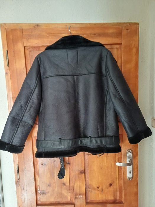 Зара (яке от изкуствена кожа)