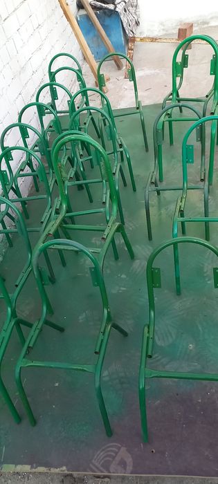 Продам стульчик детский