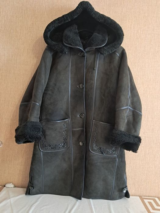 Продам дублёнку  натуральную.