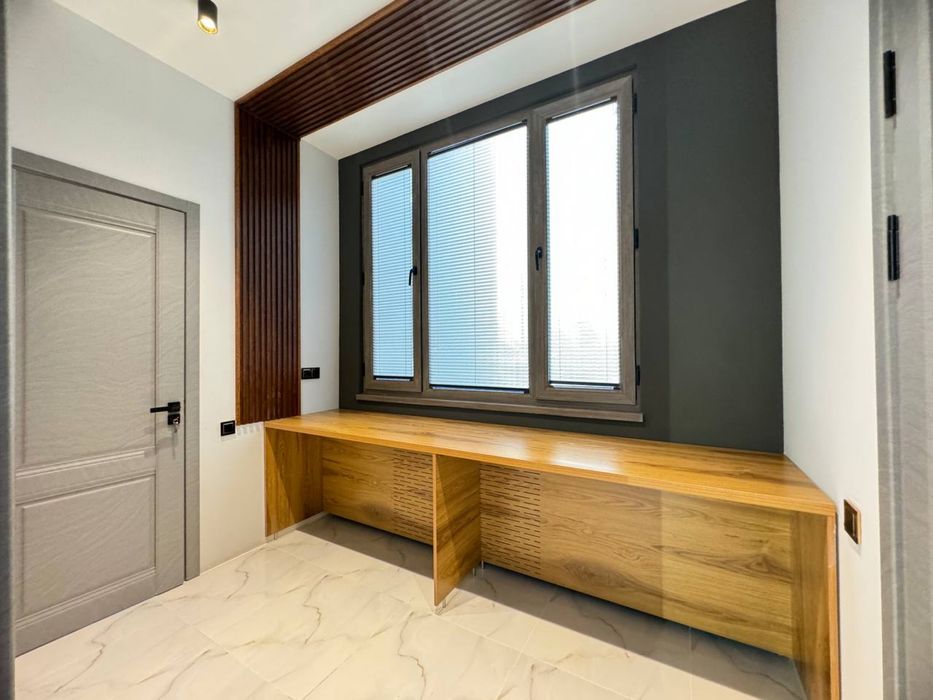 Продаю Новый Hi-tech Office Яккасарой Налоговый Вдоль дороги 100м2