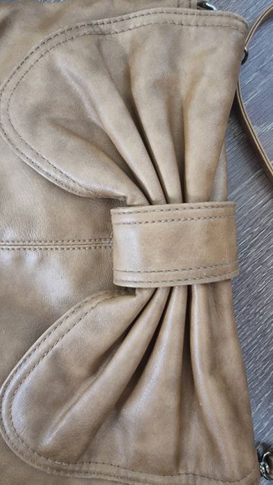 Сумка брендовий LC WAIKIKI brend 39×17 sm
Юнусобод 17-квартал 
Телефон