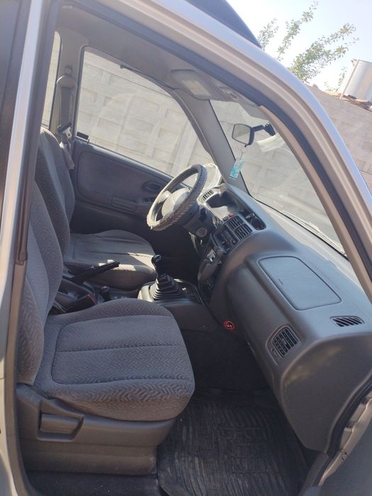 Авто Suzukı Grant Vitara