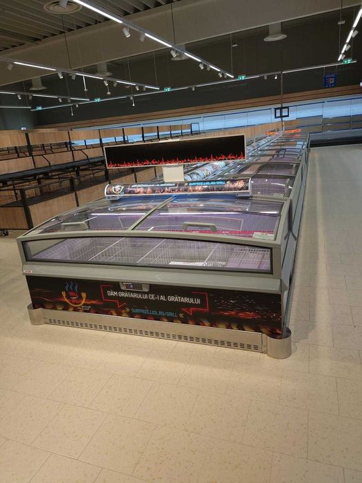 Lada frigorifica AHT Montreal EC 210 / Prod. 2022 / Garantie 12 LUNI