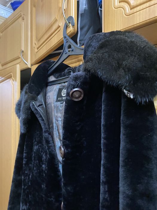 Шуба в идеальном состояние