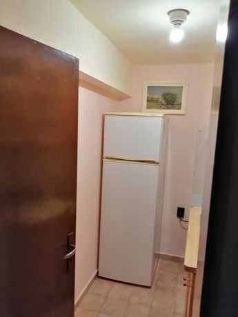 Дава се под наем Двустаен апартамент в Бургас, Възраждане - 50 кв.м за 76.5 € - Снимка #2