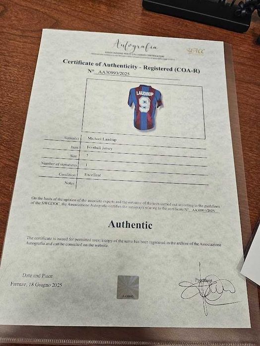 Barcelona Michael Laudrup signed shirt