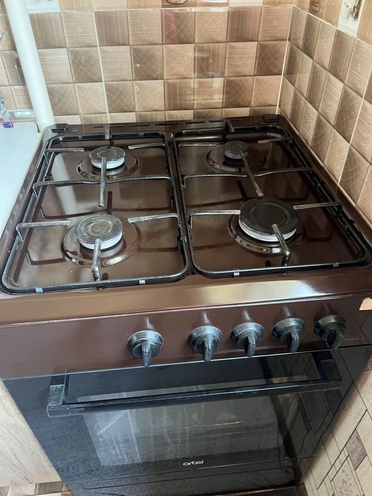 Продам из кухни всё, состояние как новая